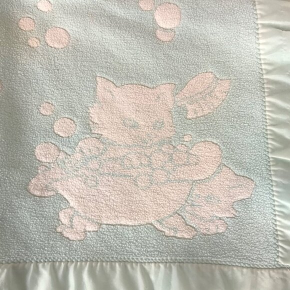 Vintage Baby Blanket With Satin Trim Kittens Bathing Design 34x44 Blue White - Picture 4 of 9